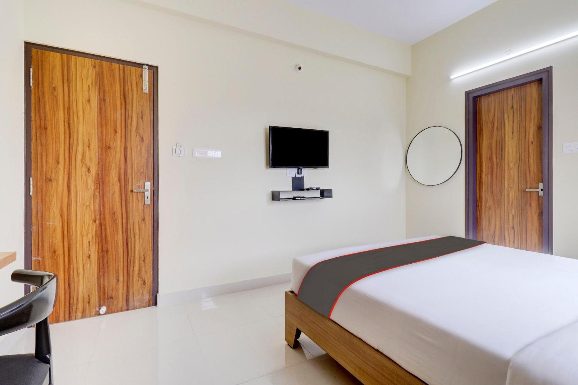 Hotel O Golden Grand Inn Bangalore Exterior photo